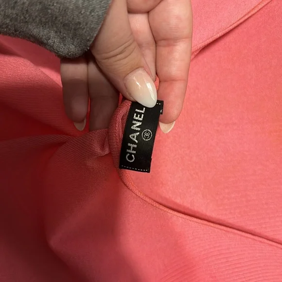 Chanel Top - Picture 7 of 8